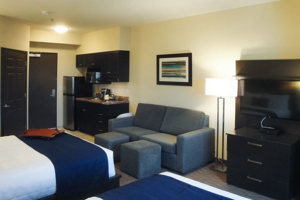 Quality Inn & Suites Moose Jaw Extérieur photo